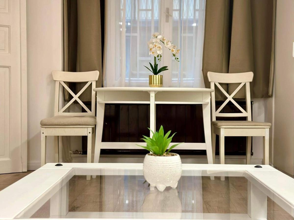 Roxy Studio 4A บูดาเปสต์ ภายนอก รูปภาพ