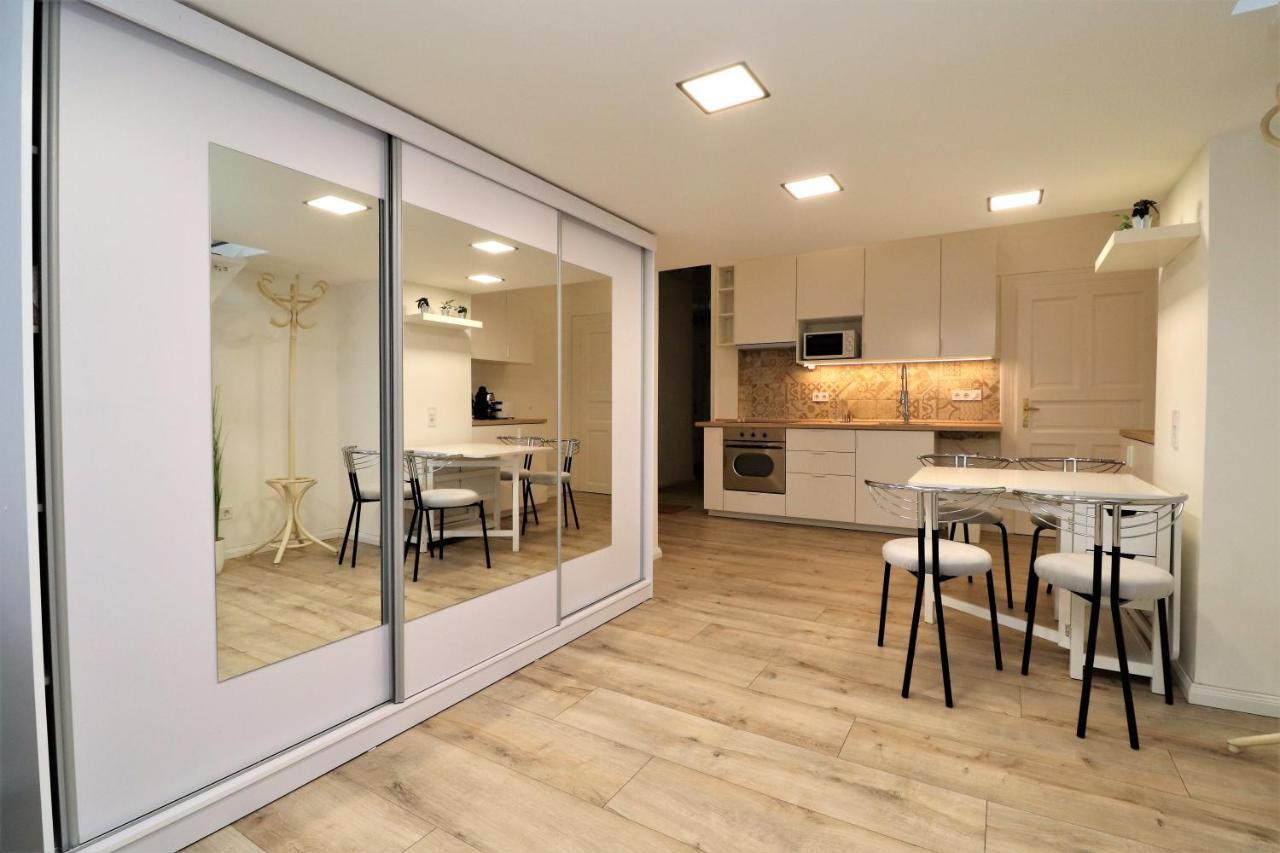 Roxy Studio 4A บูดาเปสต์ ภายนอก รูปภาพ